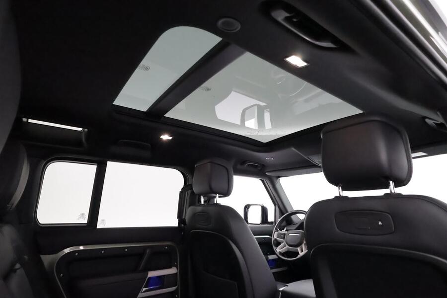 Land Rover Defender vaihtoauto