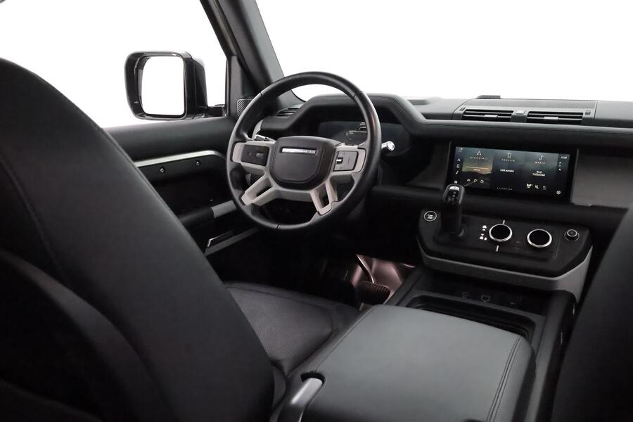 Land Rover Defender vaihtoauto