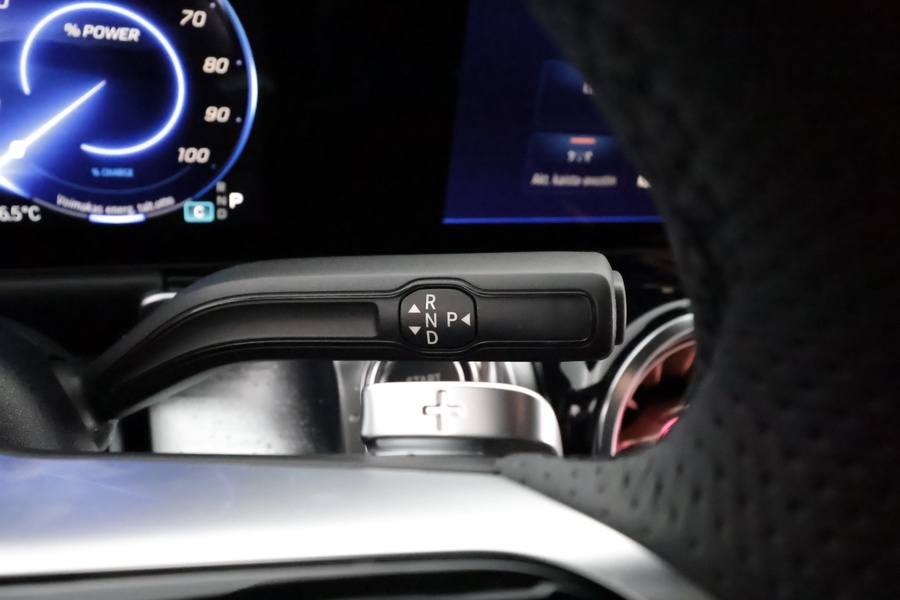 Mercedes-Benz EQB vaihtoauto