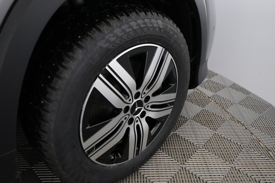 Mercedes-Benz EQB vaihtoauto