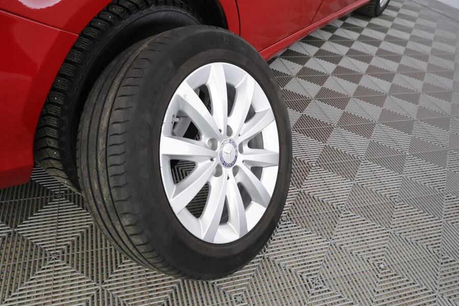 Mercedes-Benz B vaihtoauto