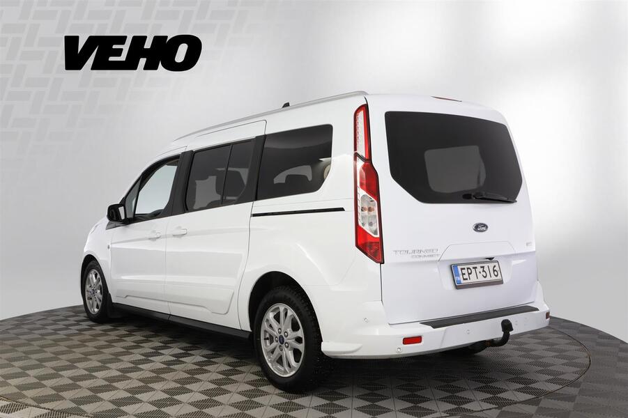 Ford Grand Tourneo Connect vaihtoauto