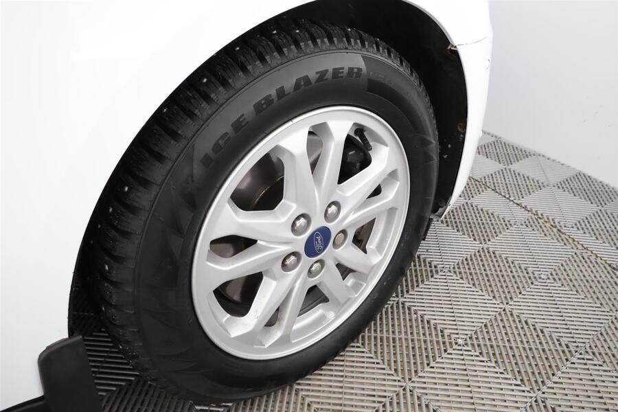 Ford Grand Tourneo Connect vaihtoauto