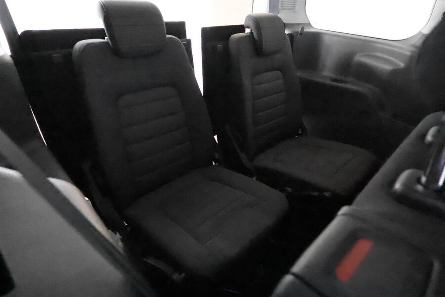 Ford Grand Tourneo Connect vaihtoauto