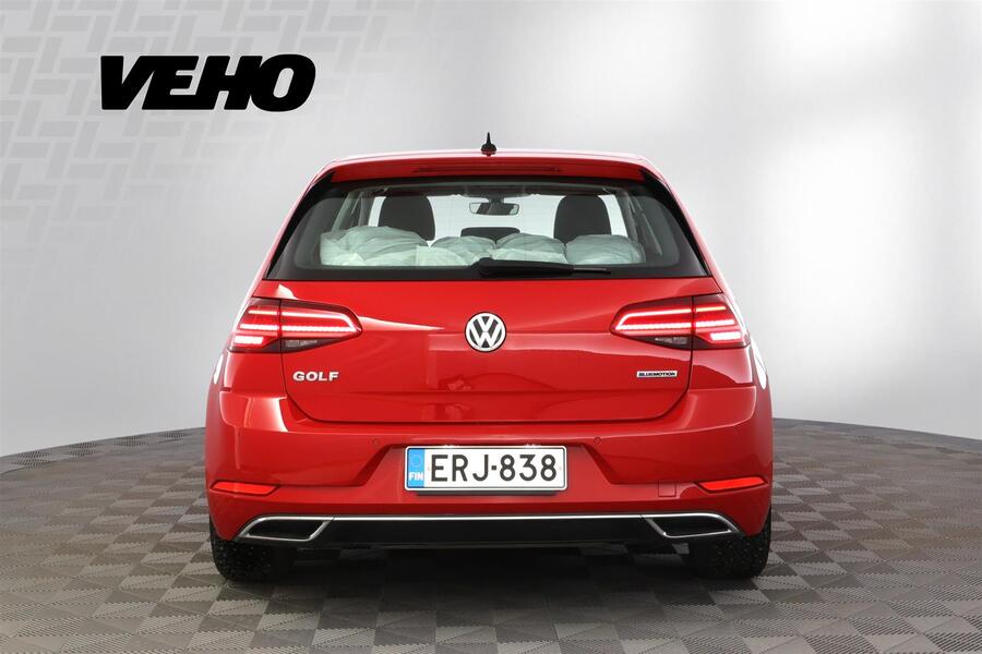 Volkswagen Golf vaihtoauto