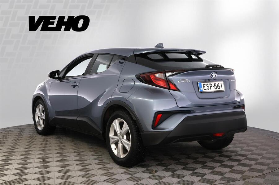 Toyota C-HR vaihtoauto