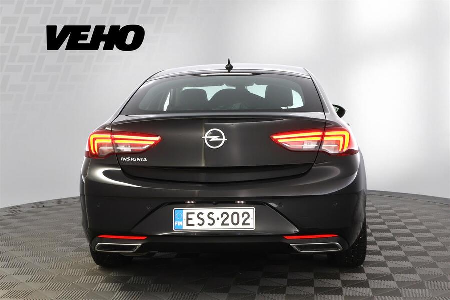 Opel Insignia vaihtoauto