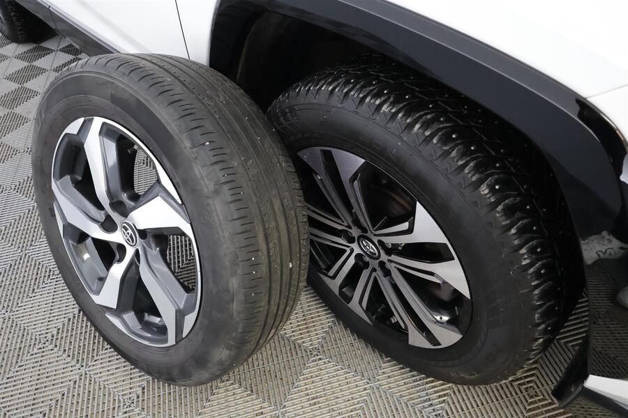 Toyota RAV4 vaihtoauto