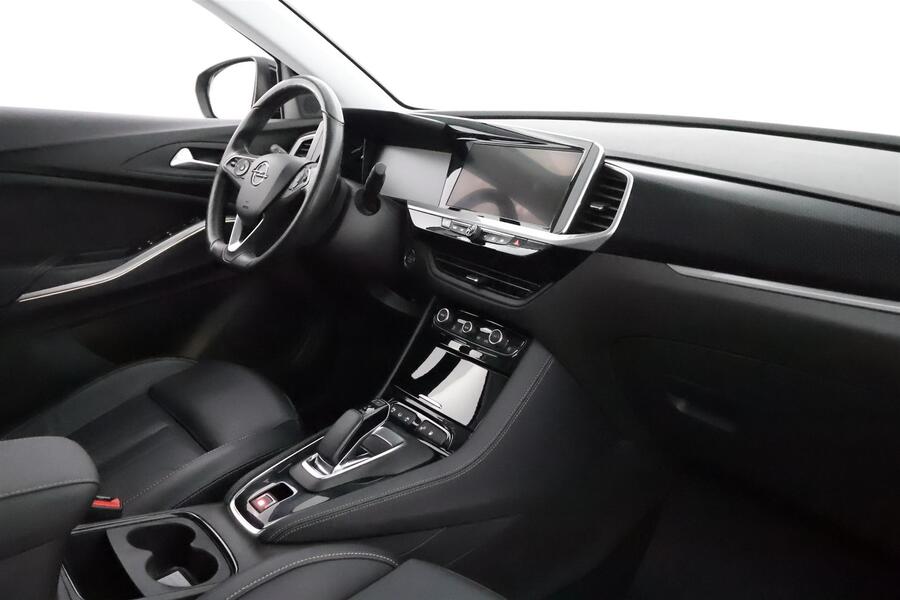 Opel Grandland vaihtoauto