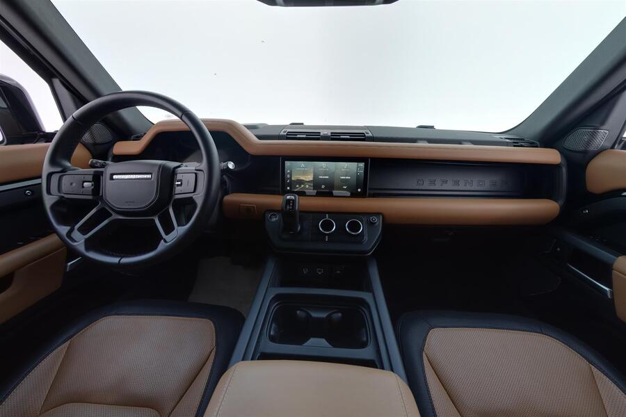Land Rover Defender vaihtoauto