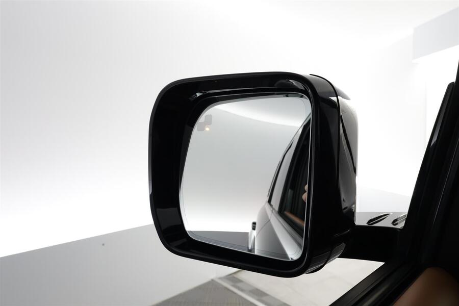 Land Rover Defender vaihtoauto