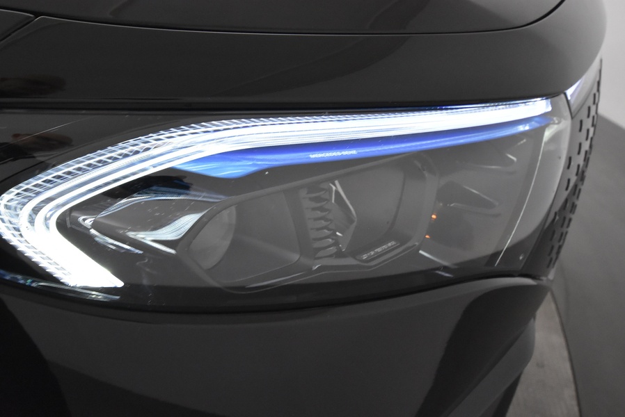 Mercedes-Benz EQB vaihtoauto