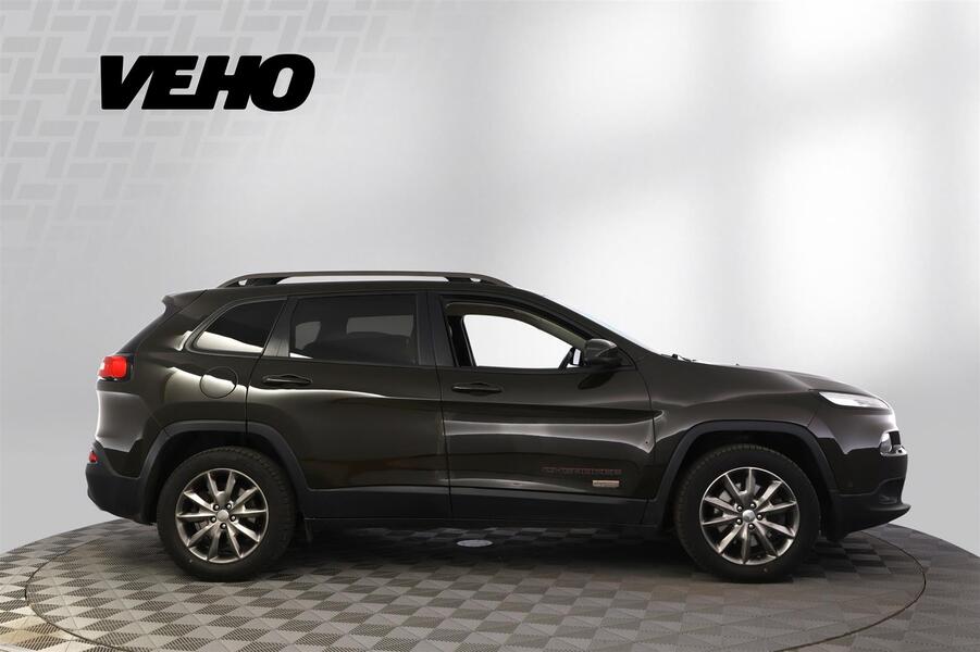 Jeep Cherokee vaihtoauto