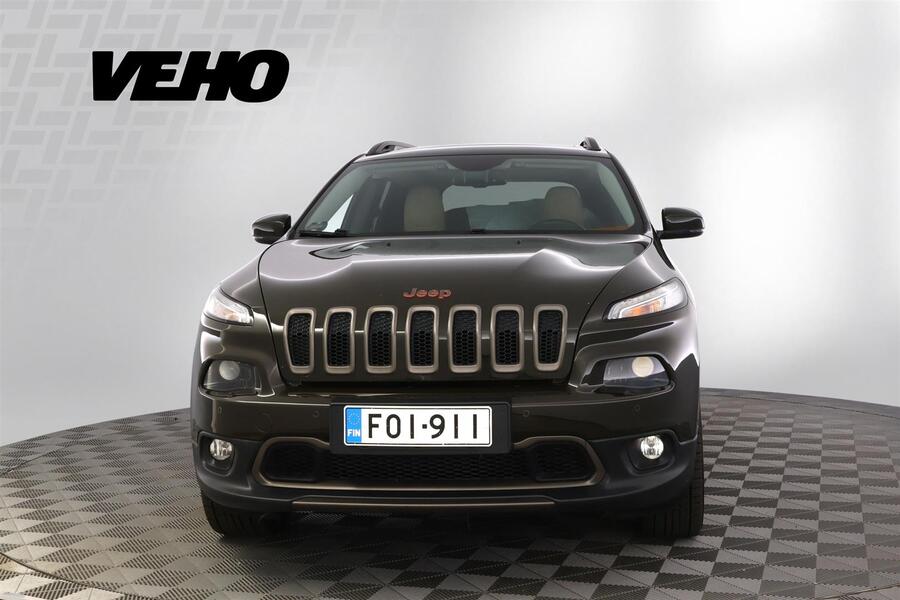 Jeep Cherokee vaihtoauto