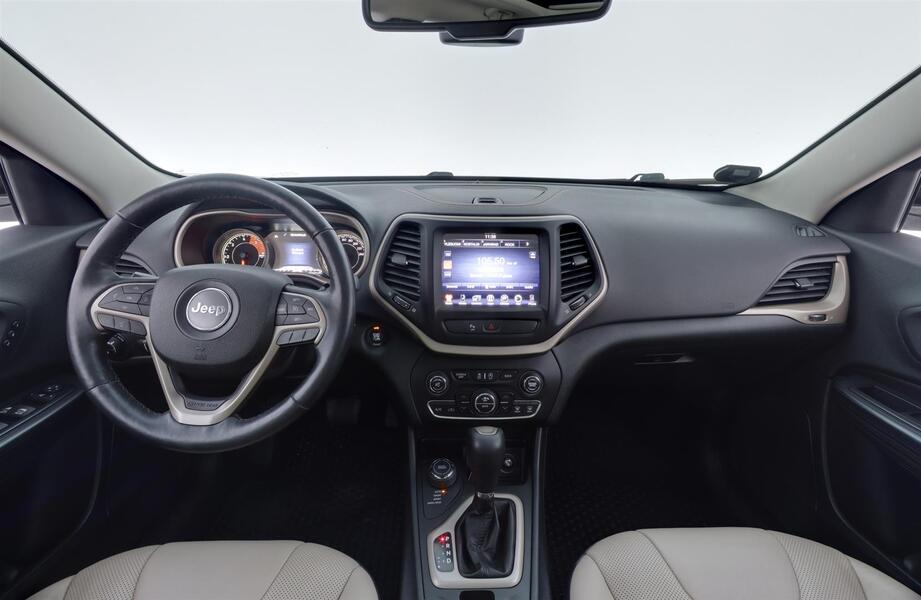 Jeep Cherokee vaihtoauto