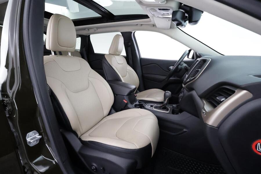 Jeep Cherokee vaihtoauto