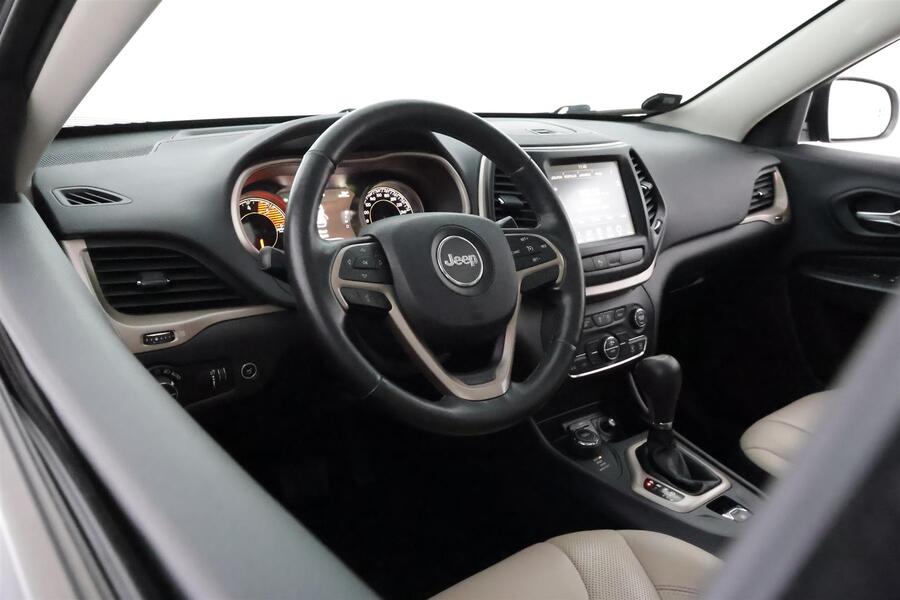 Jeep Cherokee vaihtoauto