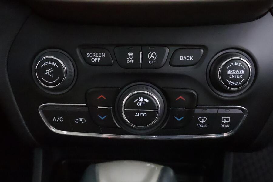 Jeep Cherokee vaihtoauto