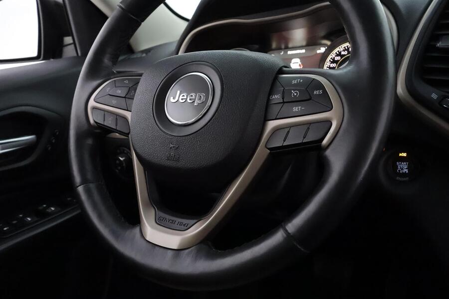 Jeep Cherokee vaihtoauto