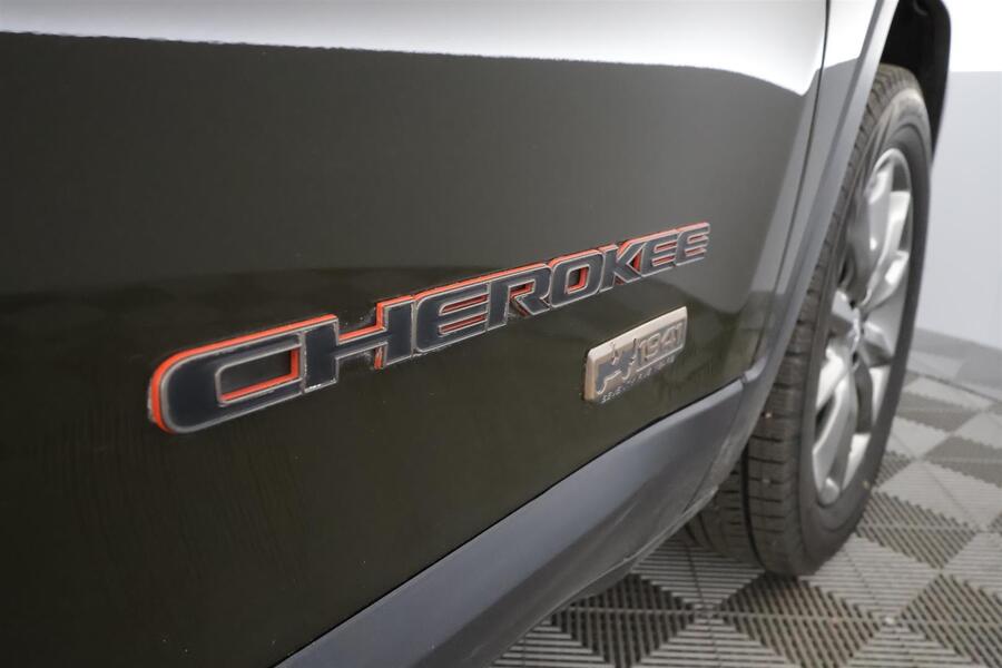 Jeep Cherokee vaihtoauto