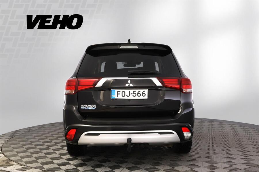 Mitsubishi Outlander PHEV vaihtoauto