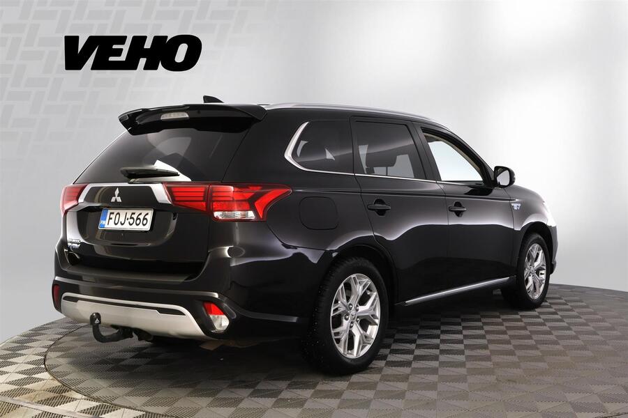 Mitsubishi Outlander PHEV vaihtoauto