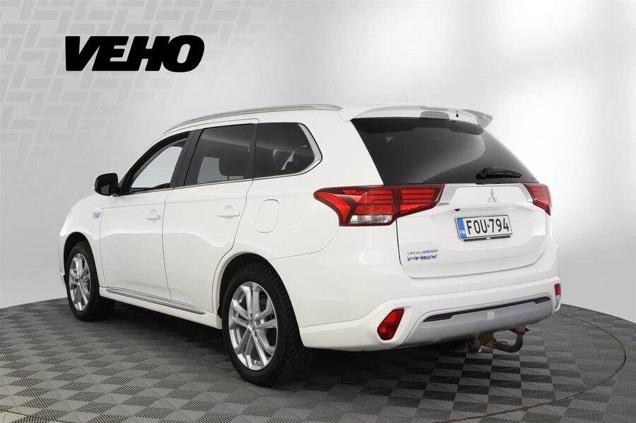 Mitsubishi Outlander PHEV vaihtoauto