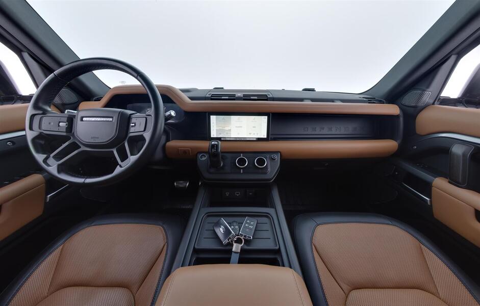 Land Rover Defender vaihtoauto