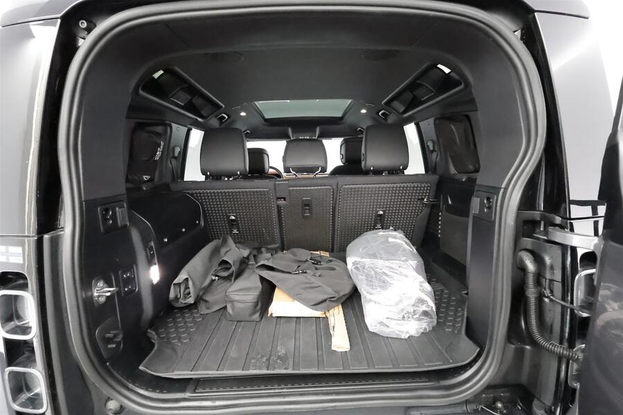 Land Rover Defender vaihtoauto