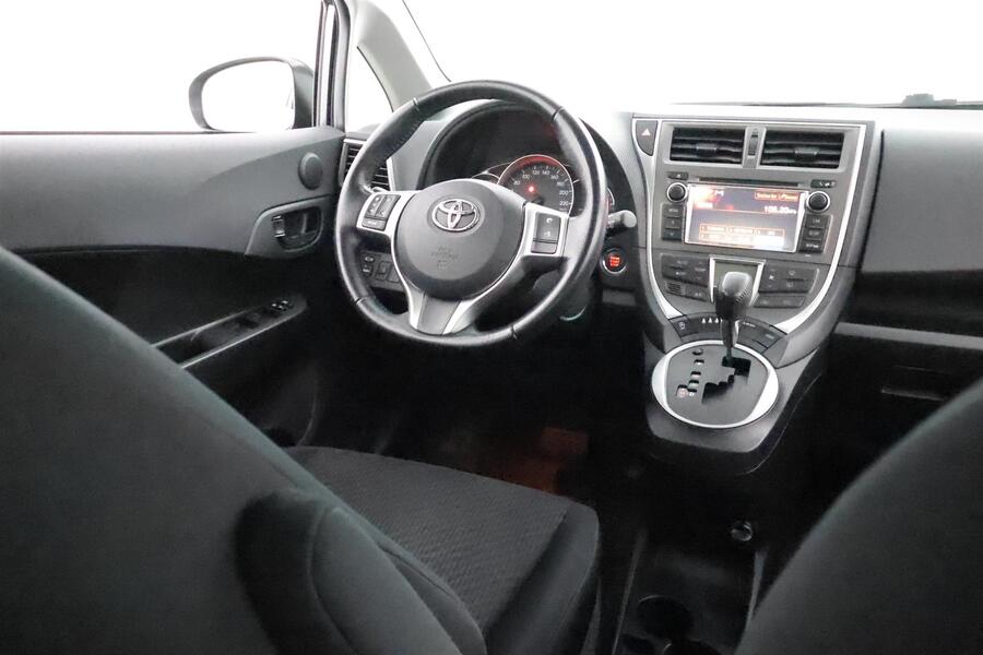 Toyota Verso-S vaihtoauto
