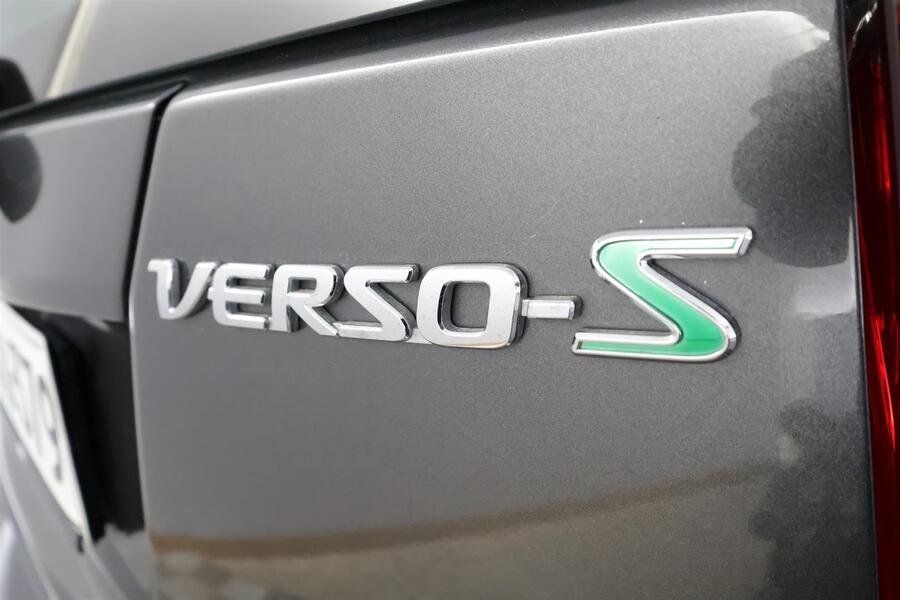 Toyota Verso-S vaihtoauto