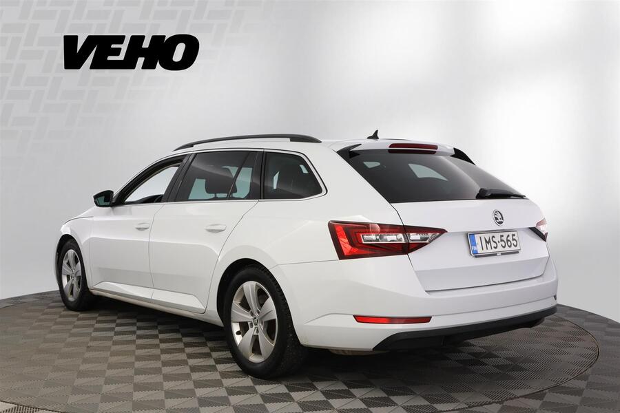 Skoda Superb vaihtoauto