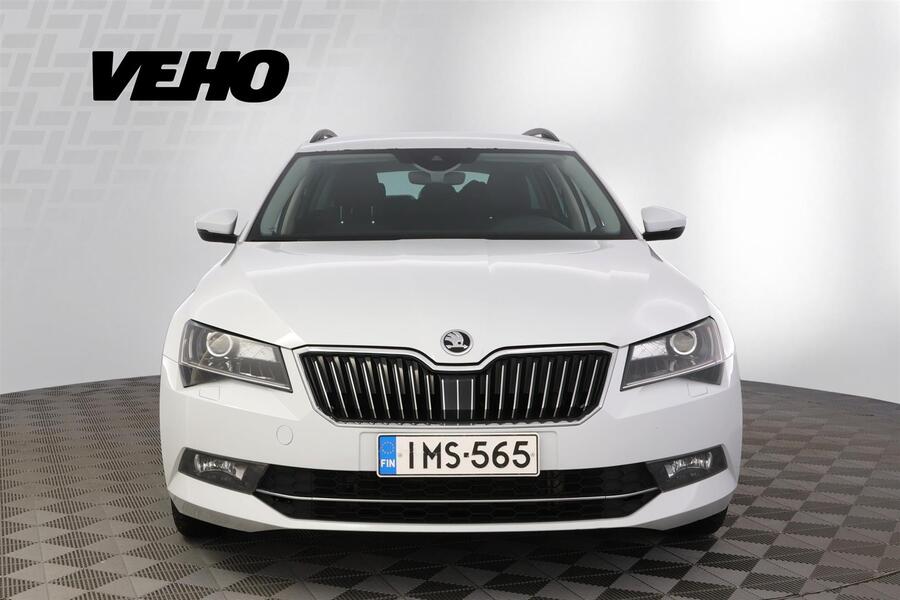 Skoda Superb vaihtoauto