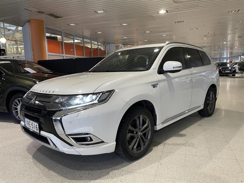 Mitsubishi Outlander PHEV vaihtoauto