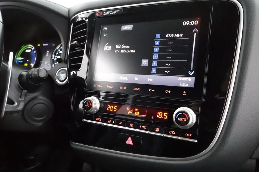 Mitsubishi Outlander PHEV vaihtoauto