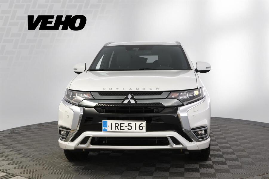 Mitsubishi Outlander PHEV vaihtoauto