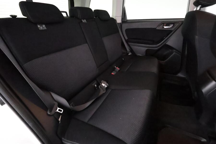 Subaru Forester vaihtoauto