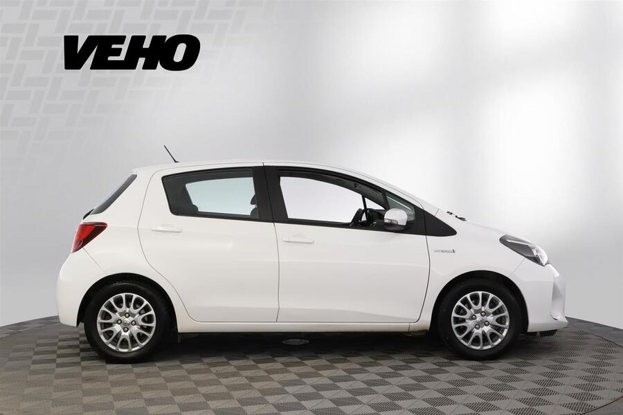 Toyota Yaris vaihtoauto