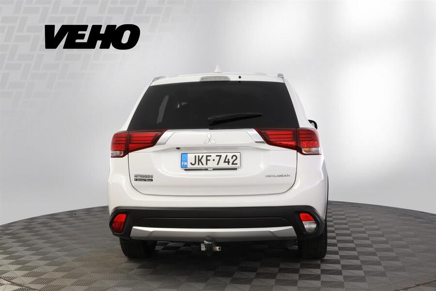 Mitsubishi Outlander vaihtoauto