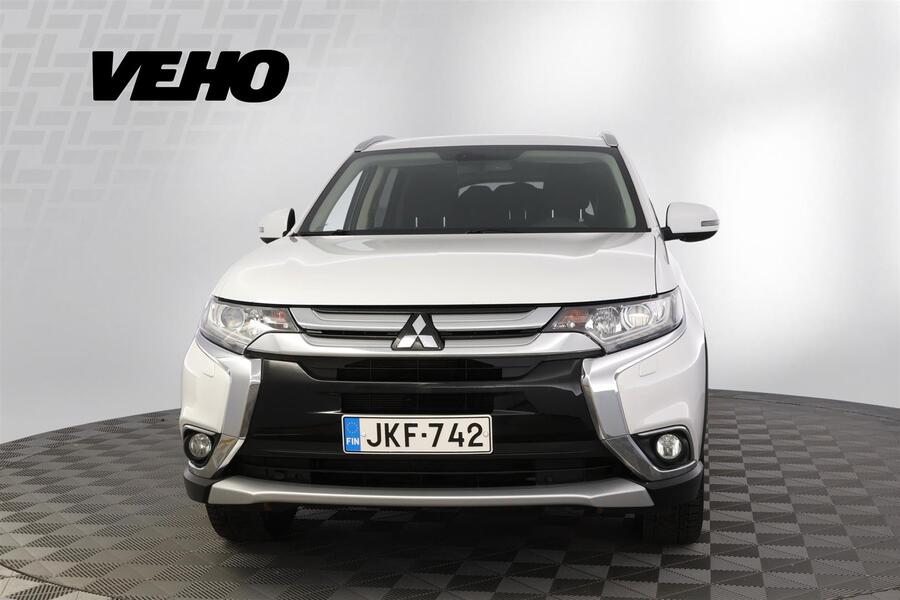 Mitsubishi Outlander vaihtoauto