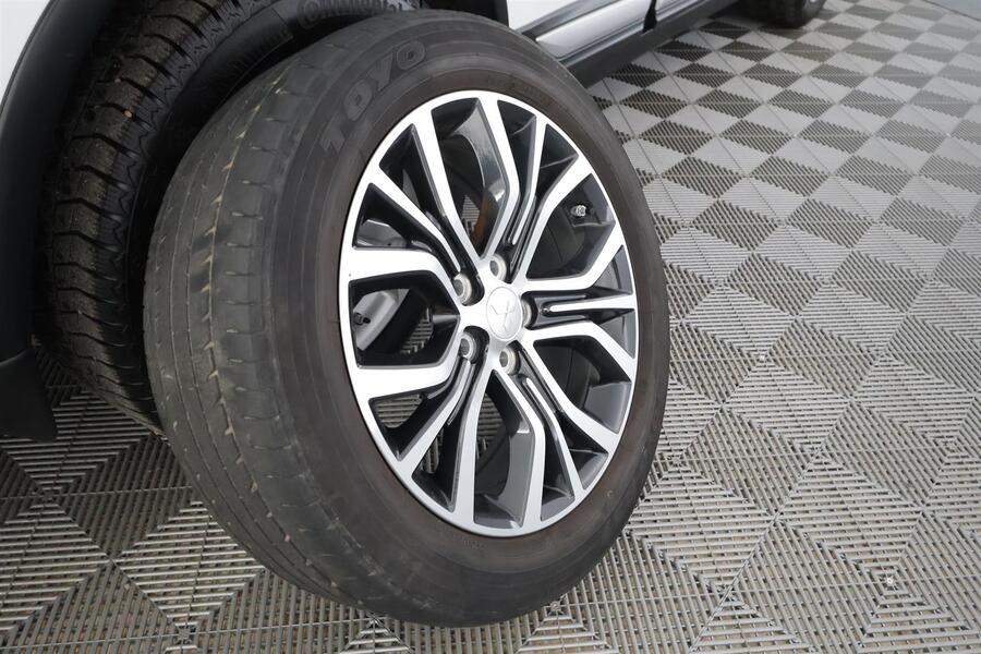 Mitsubishi Outlander vaihtoauto