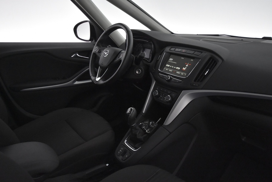 Opel Zafira vaihtoauto