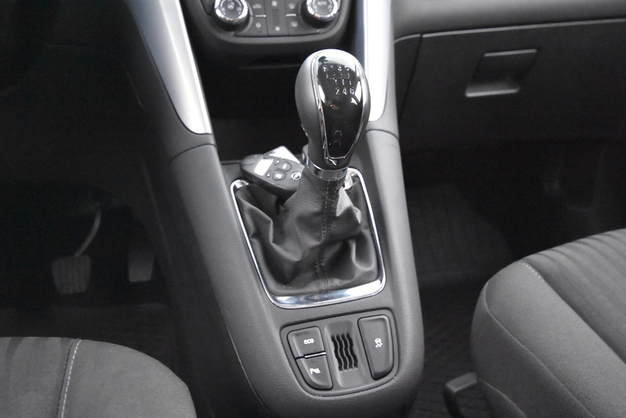 Opel Zafira vaihtoauto