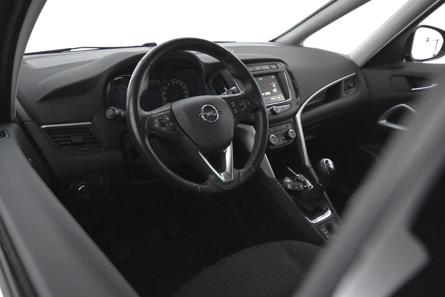 Opel Zafira vaihtoauto