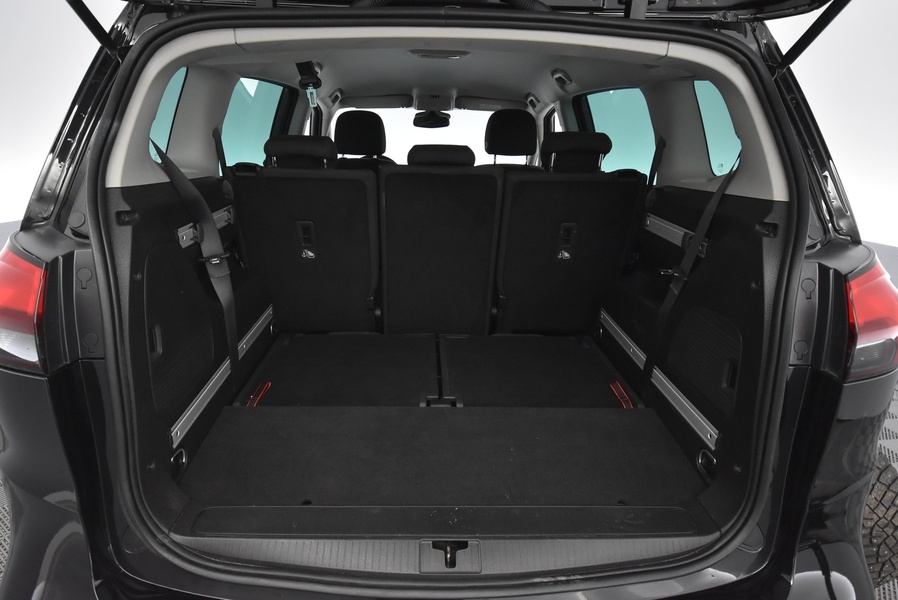 Opel Zafira vaihtoauto