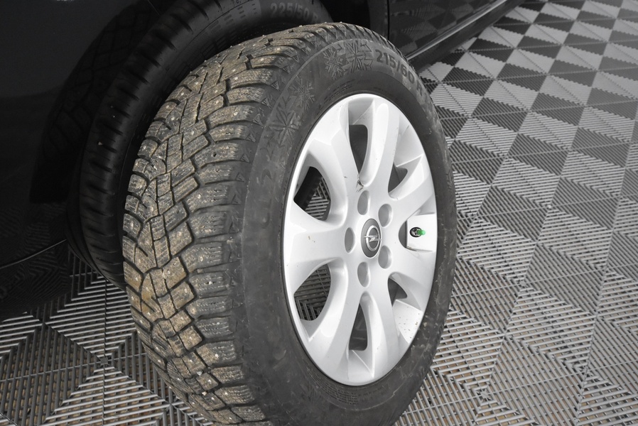 Opel Zafira vaihtoauto