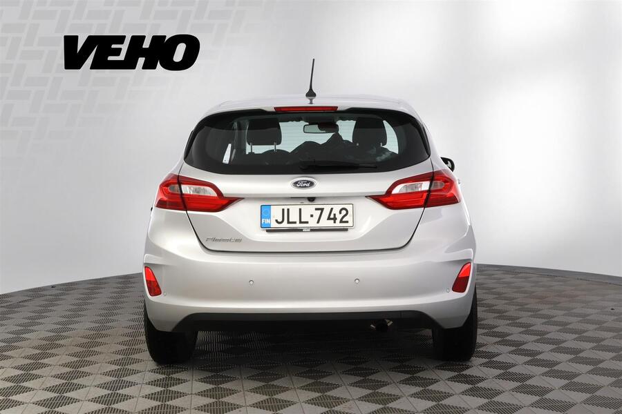 Ford Fiesta vaihtoauto