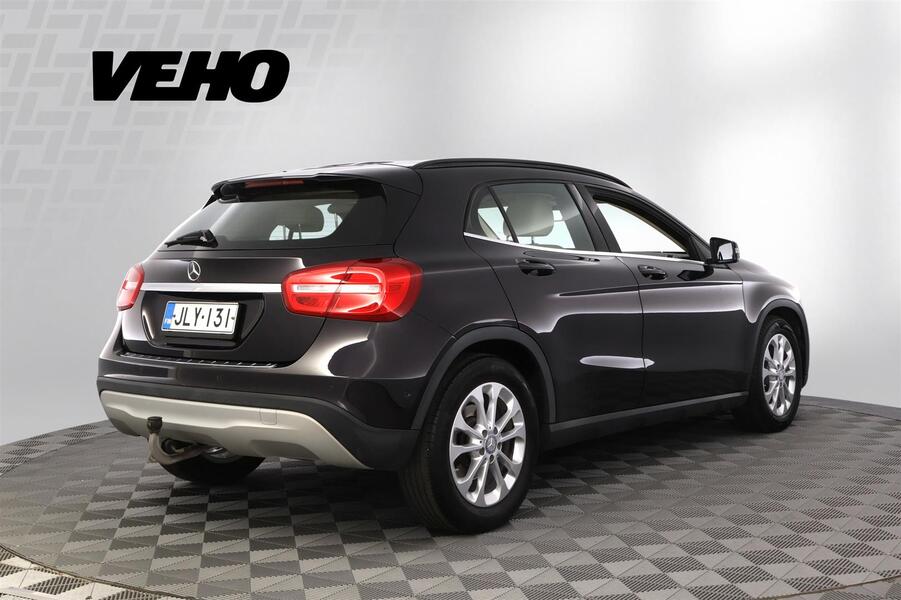 Mercedes-Benz GLA vaihtoauto
