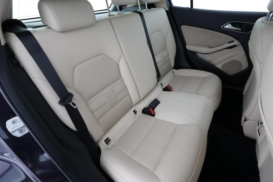 Mercedes-Benz GLA vaihtoauto