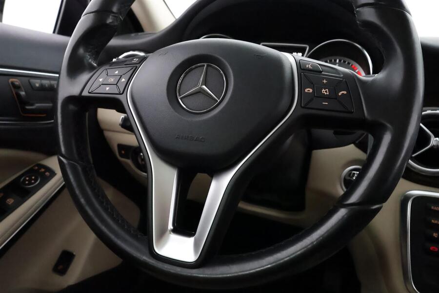 Mercedes-Benz GLA vaihtoauto